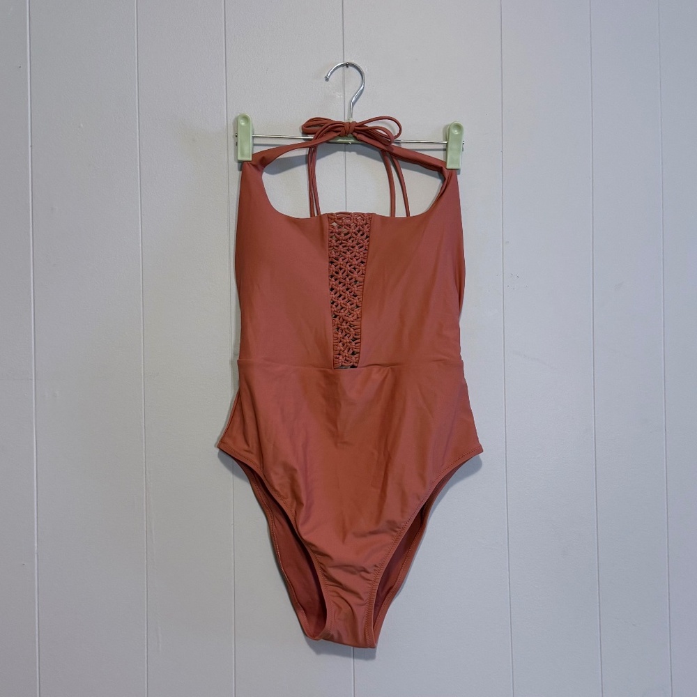 Aerie Rose Pink Macrame Scoop One Piece Swimsuit Size Medium NWT